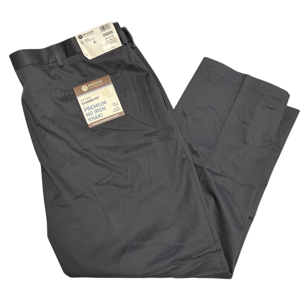 Haggar Classic Fit Stretch NWT - Men’s Gray Khaki Pant Sz. 44W